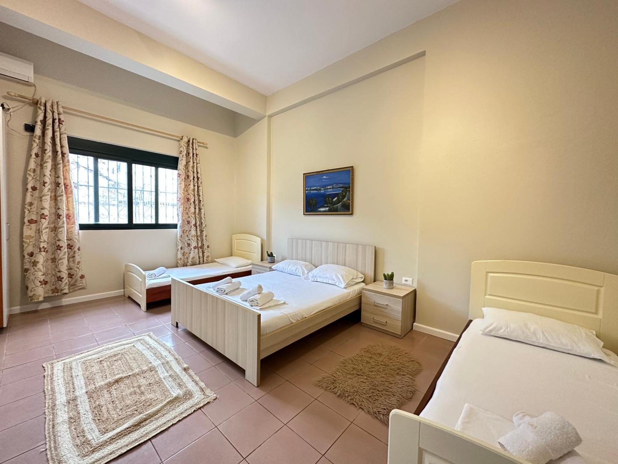 Rias Seaside Apartments Vlore Exterior photo