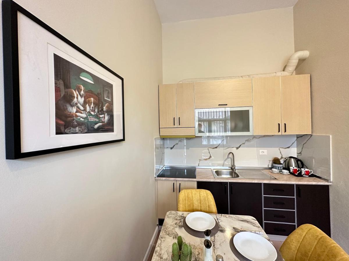 Rias Seaside Apartments Vlore Exterior photo