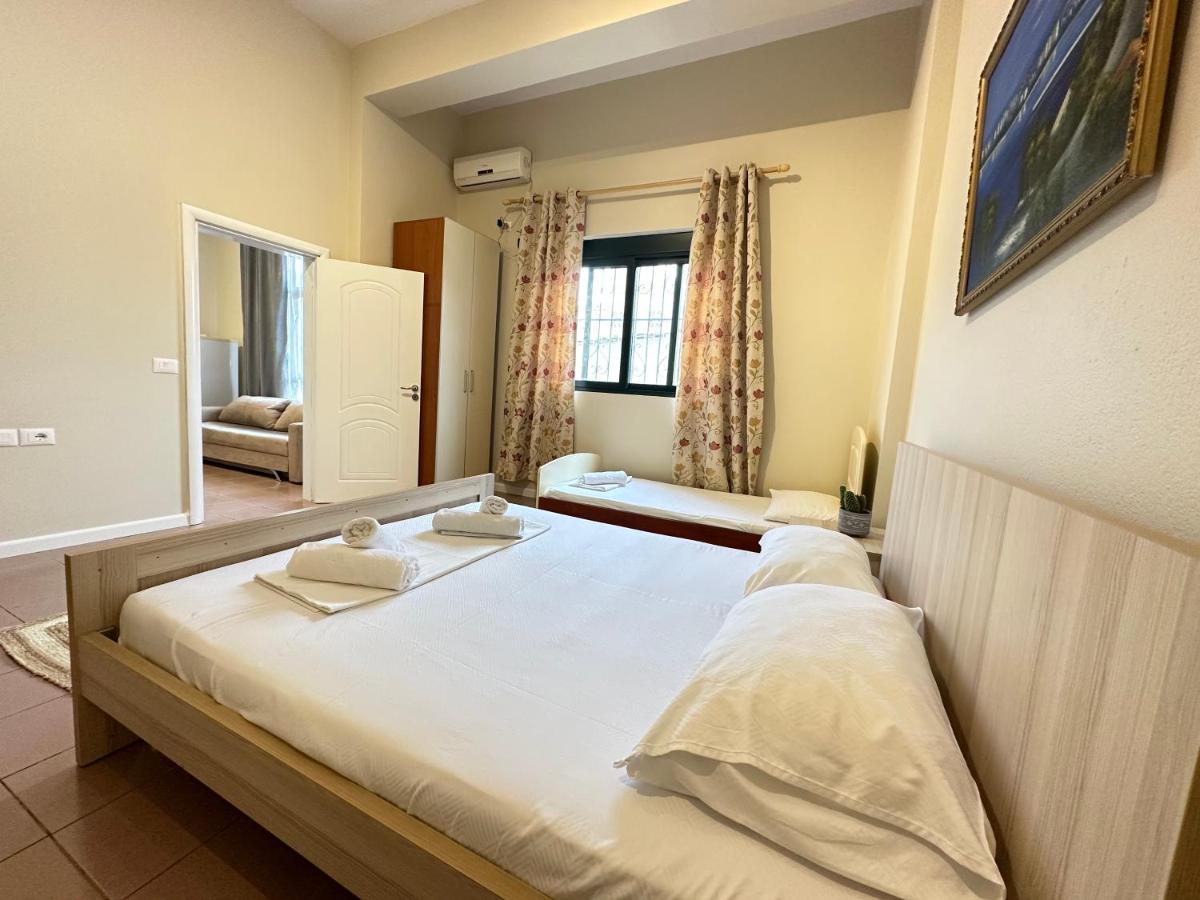 Rias Seaside Apartments Vlore Exterior photo