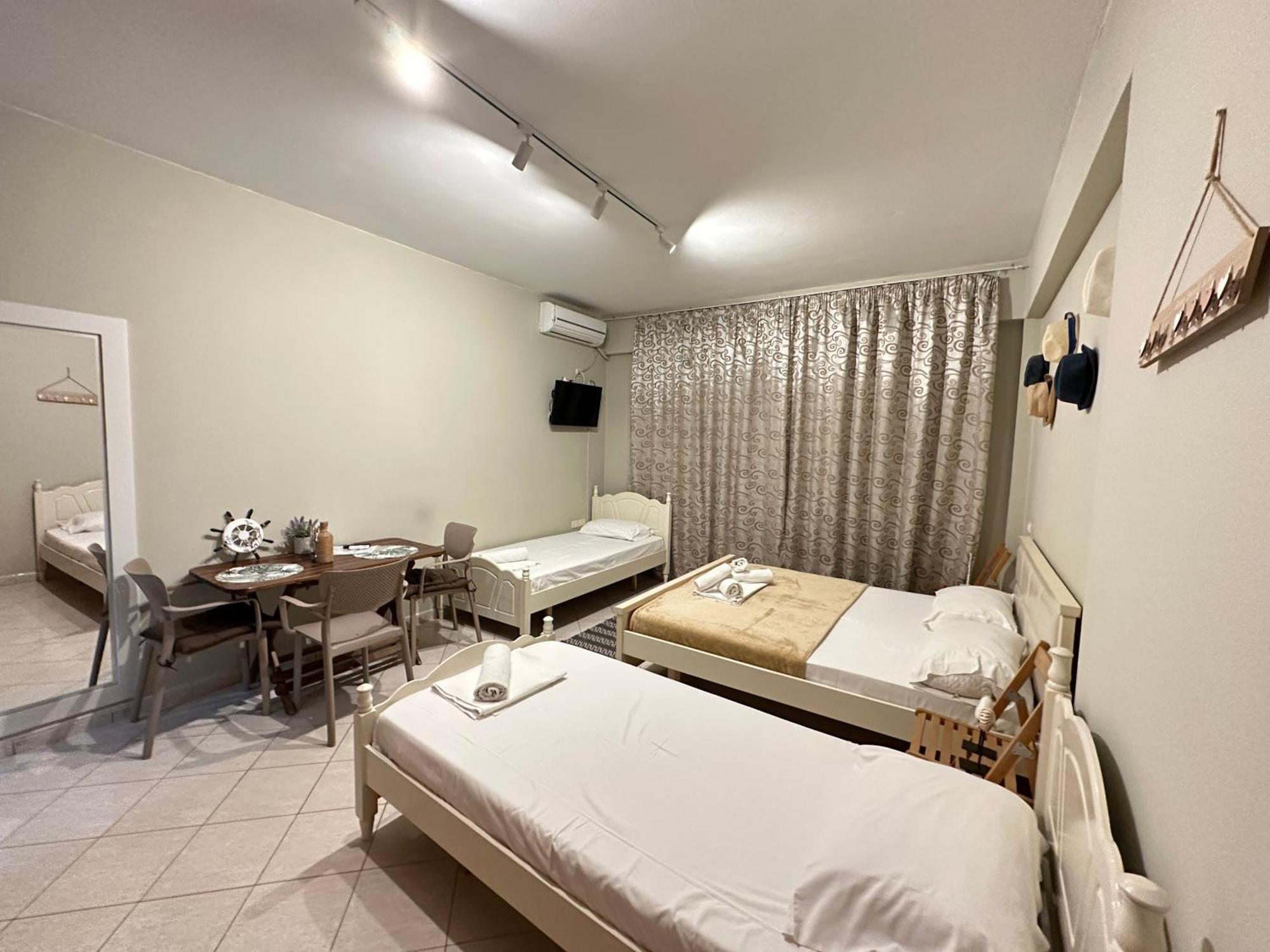 Rias Seaside Apartments Vlore Exterior photo