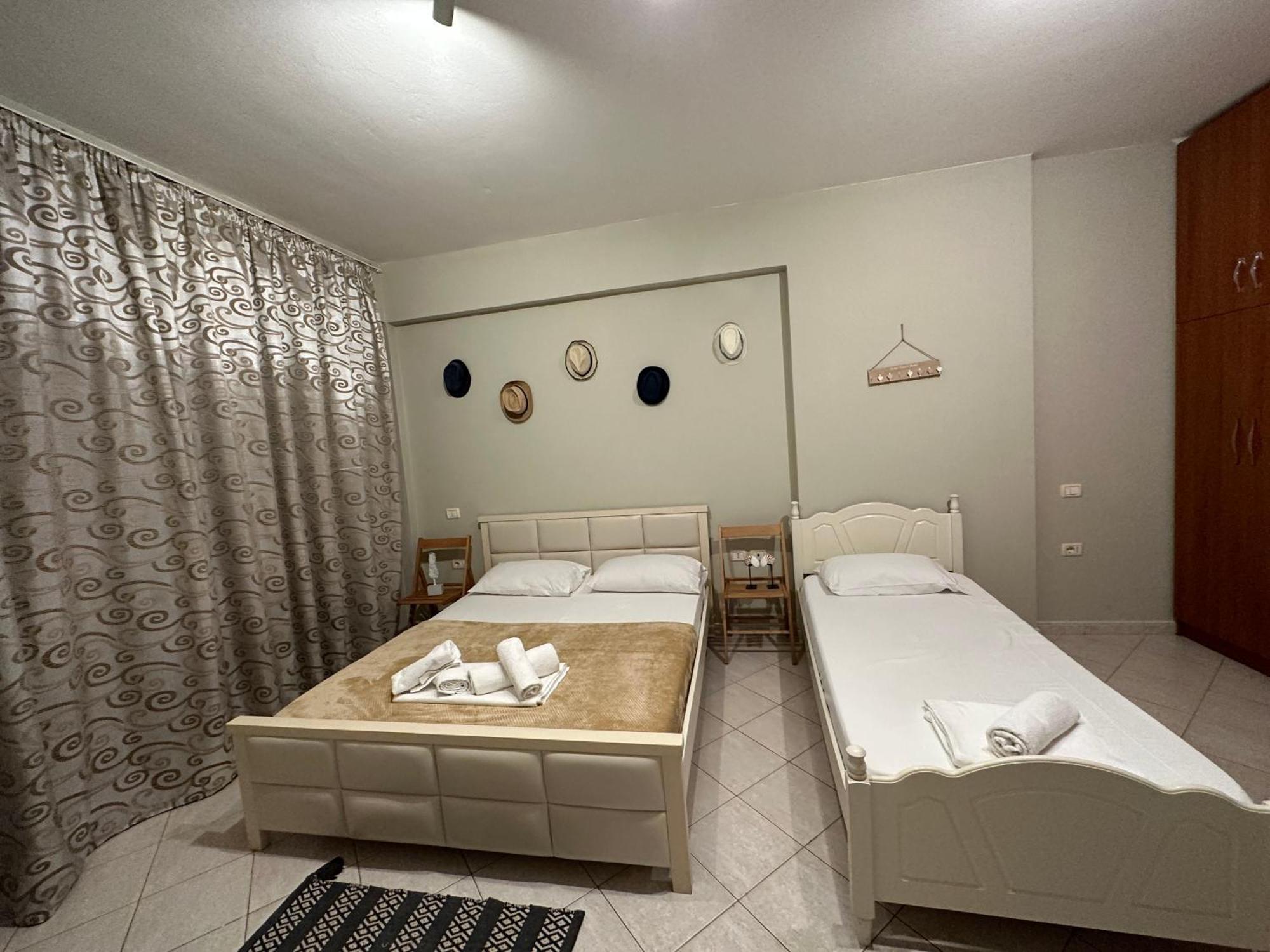 Rias Seaside Apartments Vlore Exterior photo