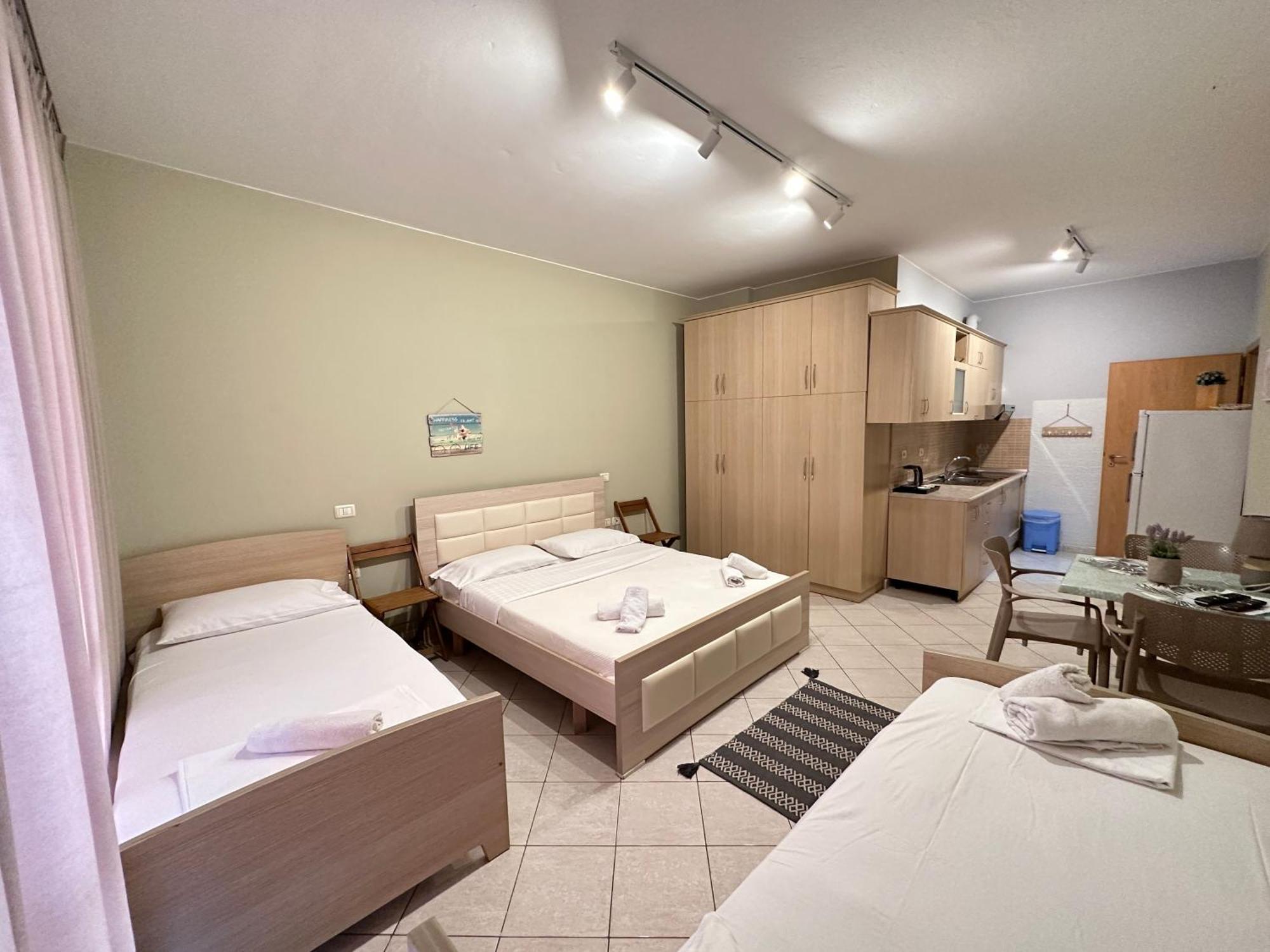 Rias Seaside Apartments Vlore Exterior photo