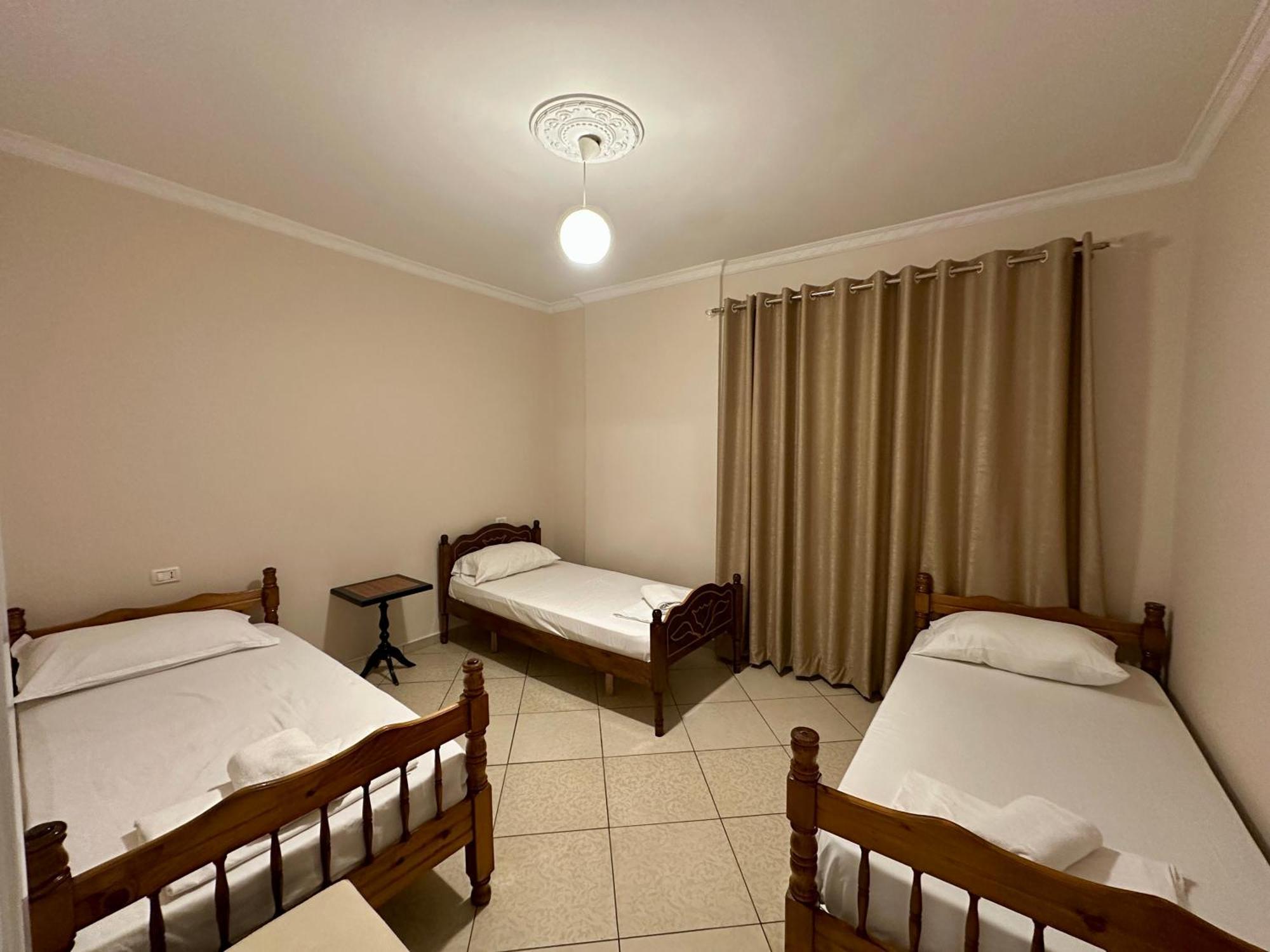 Rias Seaside Apartments Vlore Exterior photo